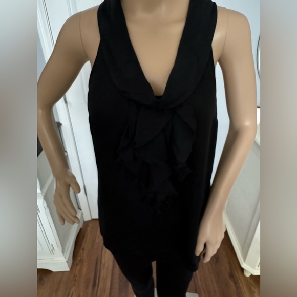WHBM Black Sleeveless Ruffle Front Top - Picture 3 of 8